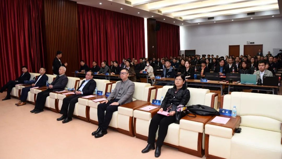 640 (2).jpg 640 (2).jpg